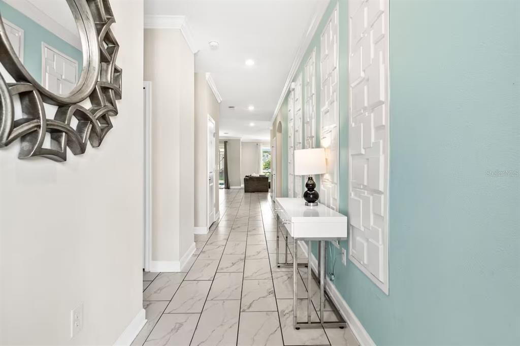 For Sale: $580,000 (6 beds, 5 baths, 3275 Square Feet)