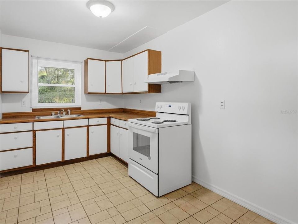 En Venta: $199,900 (2 camas, 2 baños, 1351 Pies cuadrados)