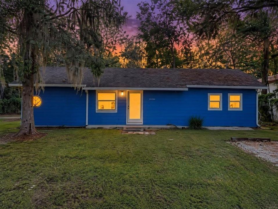 En Venta: $199,900 (2 camas, 2 baños, 1351 Pies cuadrados)