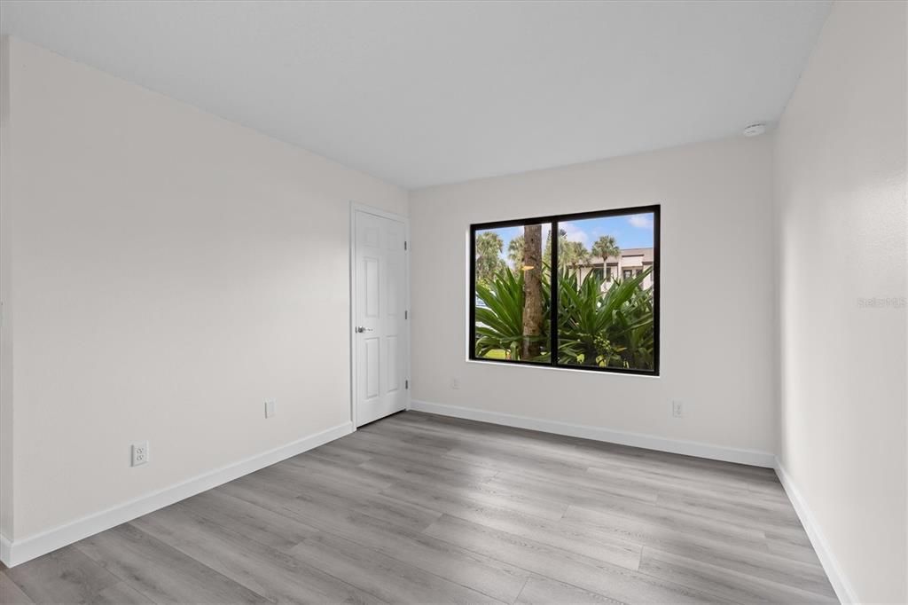 En Venta: $250,000 (2 camas, 2 baños, 1020 Pies cuadrados)