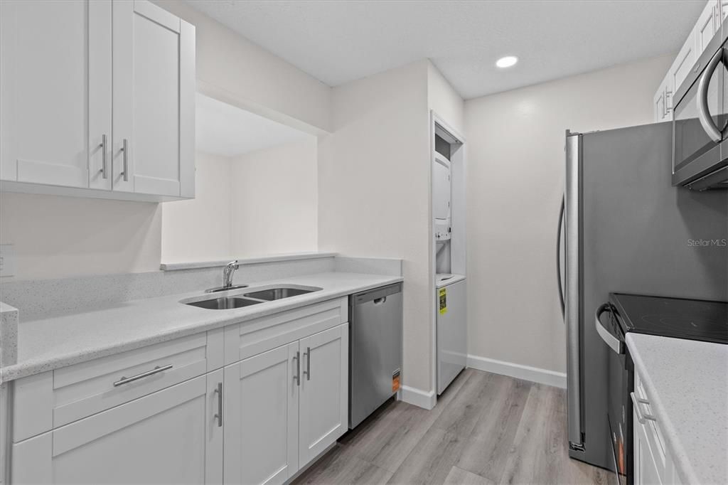 En Venta: $250,000 (2 camas, 2 baños, 1020 Pies cuadrados)