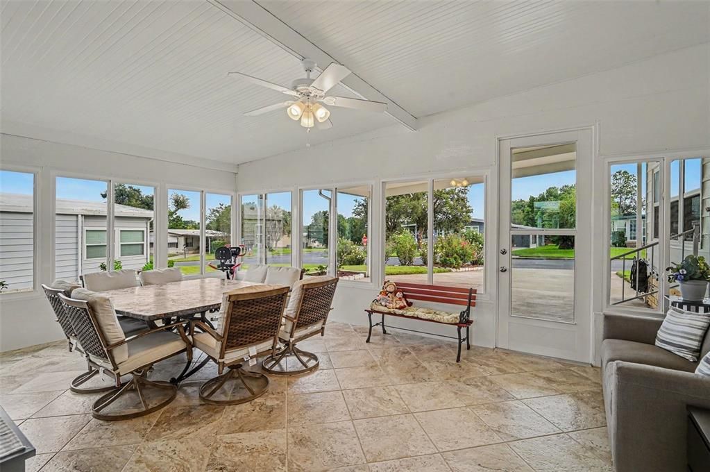 For Sale: $300,000 (2 beds, 2 baths, 2028 Square Feet)
