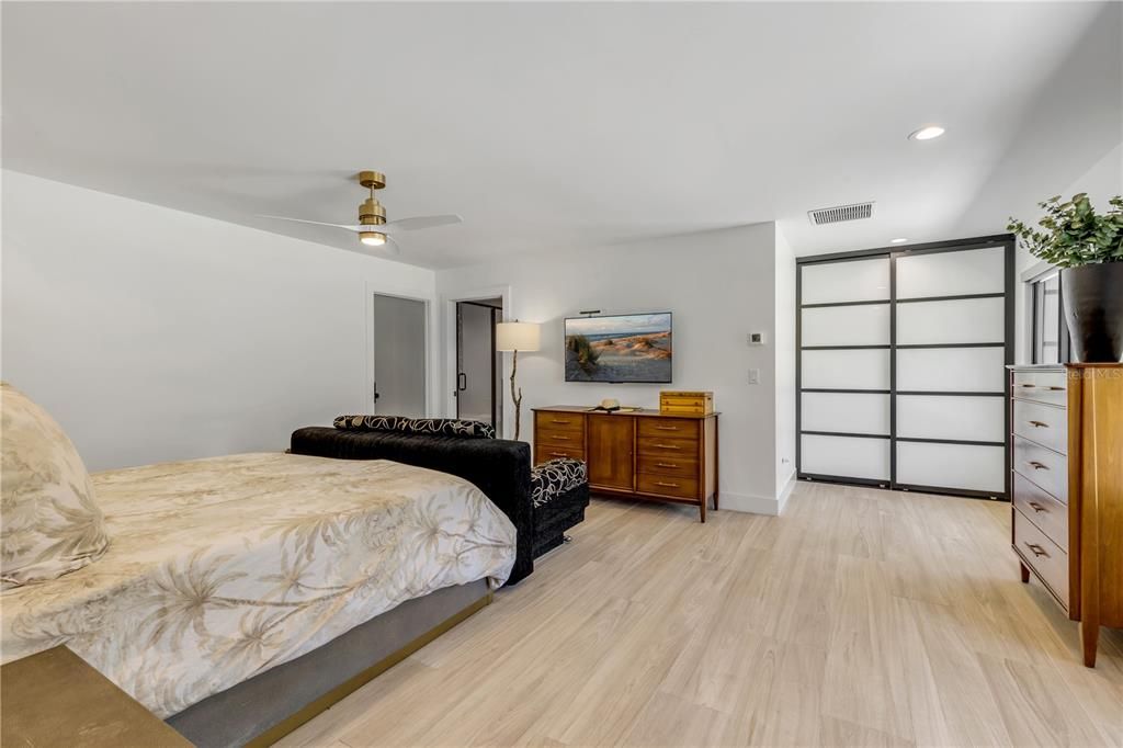 For Sale: $1,249,900 (5 beds, 3 baths, 3088 Square Feet)
