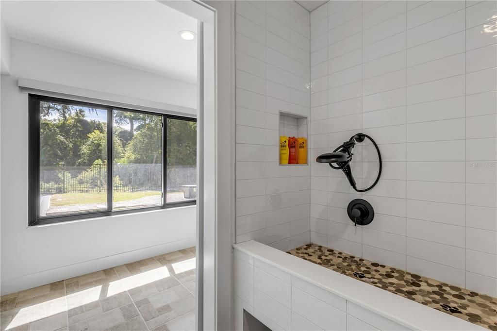 For Sale: $1,249,900 (5 beds, 3 baths, 3088 Square Feet)