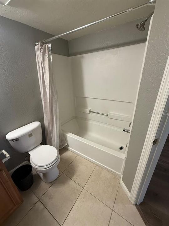 For Rent: $1,300 (1 beds, 1 baths, 535 Square Feet)