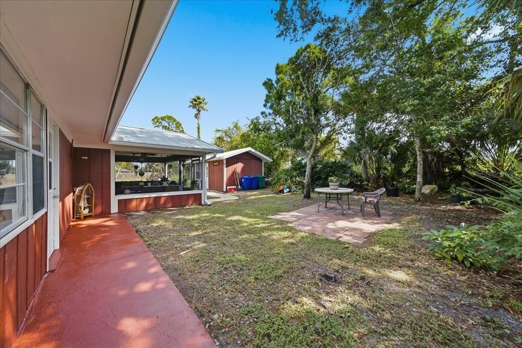 For Sale: $390,000 (3 beds, 2 baths, 1398 Square Feet)