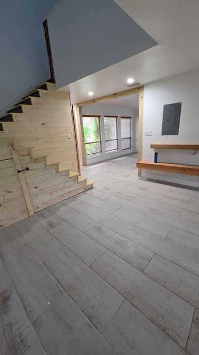 For Rent: $2,500 (3 beds, 2 baths, 1520 Square Feet)