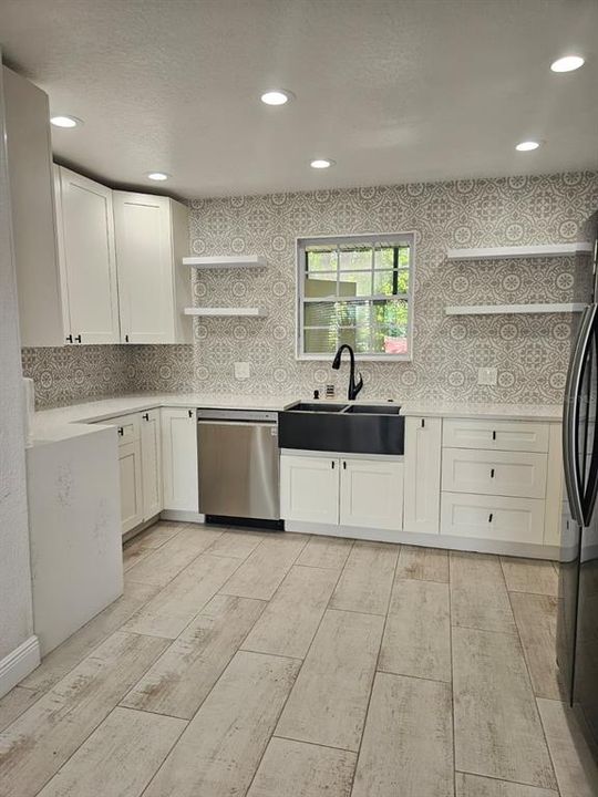 For Rent: $2,500 (3 beds, 2 baths, 1520 Square Feet)