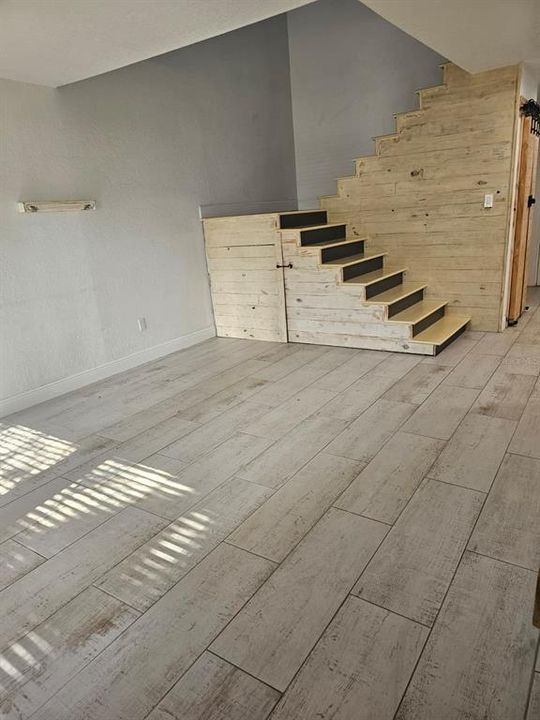 For Rent: $2,500 (3 beds, 2 baths, 1520 Square Feet)