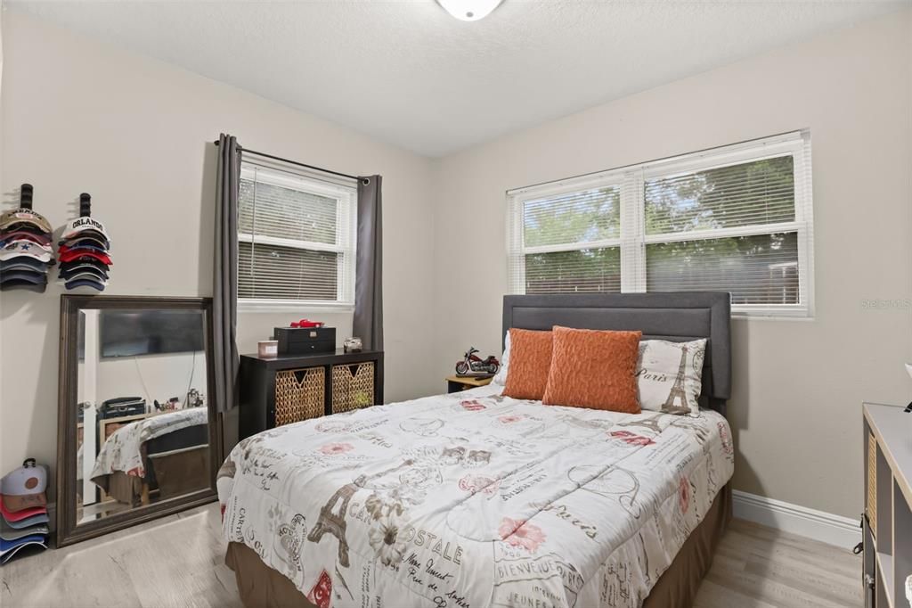 En Venta: $345,200 (3 camas, 1 baños, 1279 Pies cuadrados)