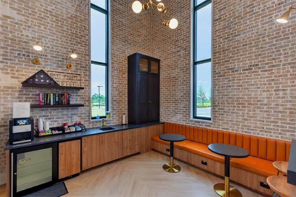 На продажу: $749,900 (3 спален, 3 ванн, 2479 Квадратных фут)