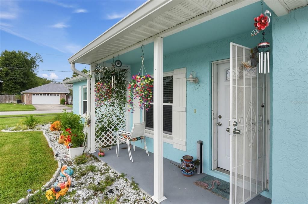 For Sale: $219,000 (2 beds, 2 baths, 1050 Square Feet)