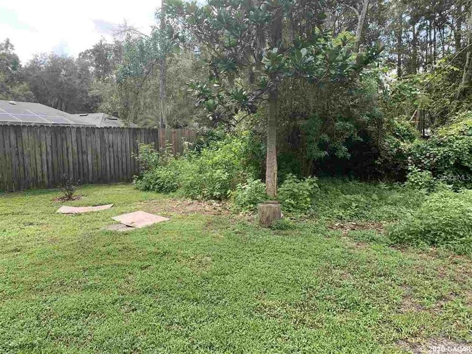 For Rent: $1,450 (2 beds, 1 baths, 850 Square Feet)