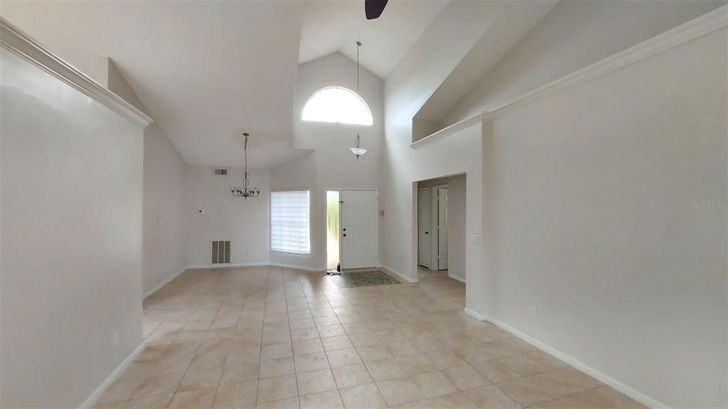 В аренду: $2,700 (3 спален, 2 ванн, 1744 Квадратных фут)