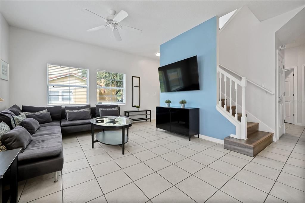 For Sale: $415,000 (4 beds, 3 baths, 1636 Square Feet)