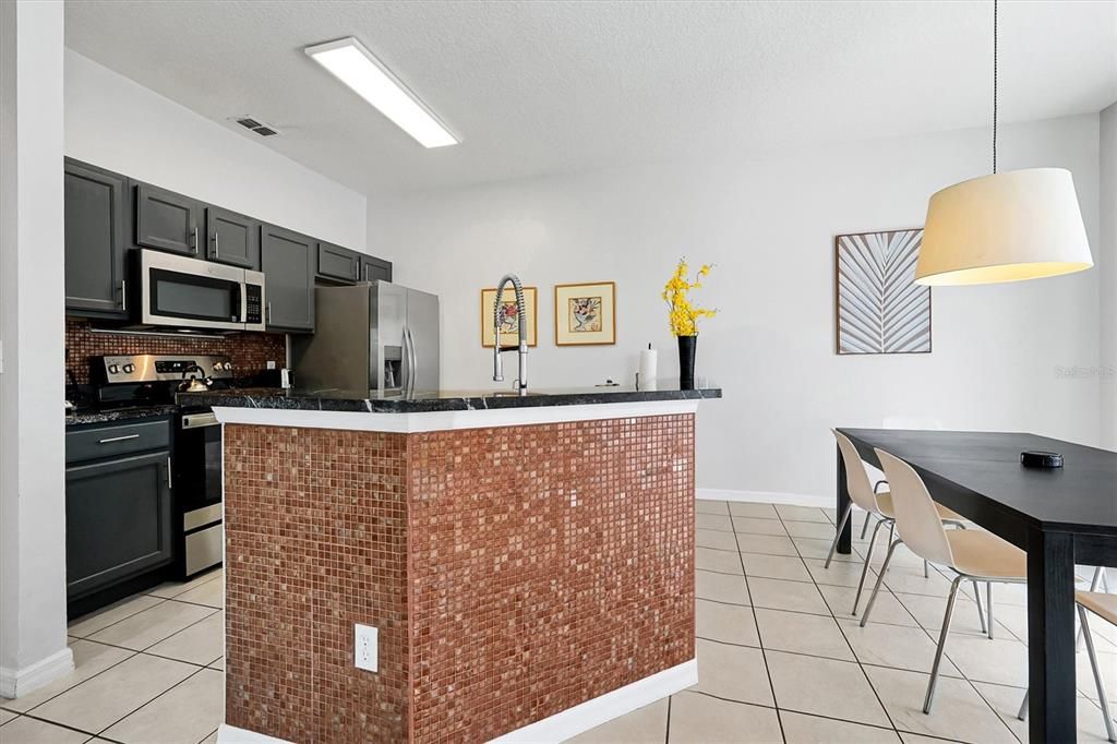For Sale: $415,000 (4 beds, 3 baths, 1636 Square Feet)