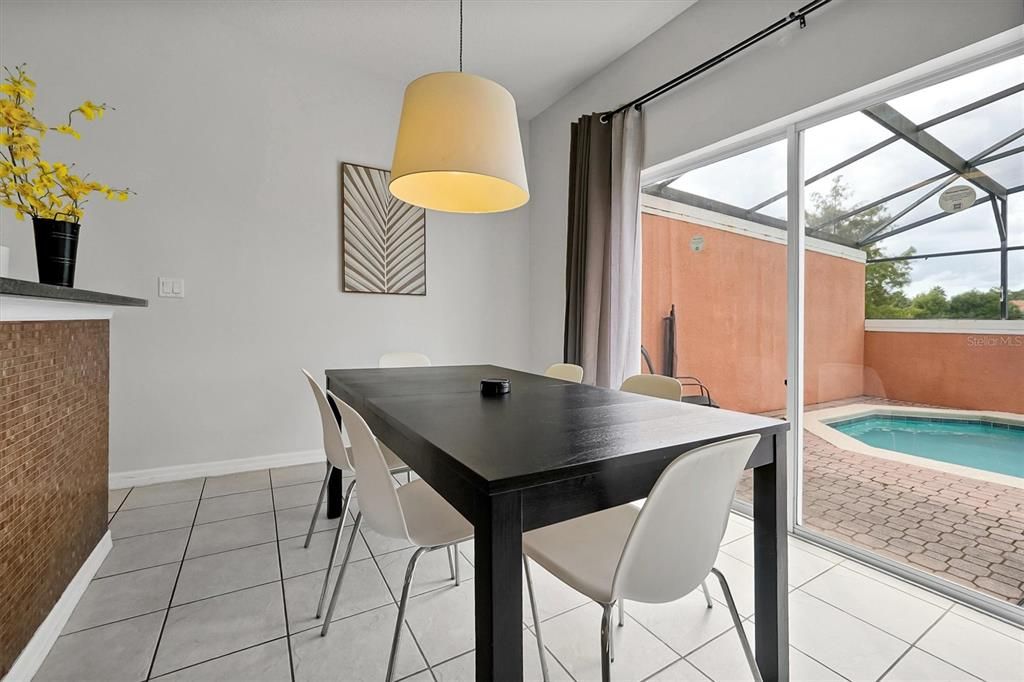 For Sale: $415,000 (4 beds, 3 baths, 1636 Square Feet)