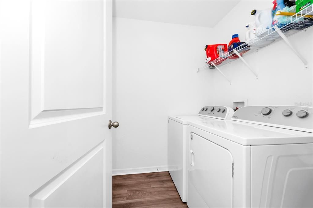 For Sale: $330,000 (3 beds, 2 baths, 2000 Square Feet)