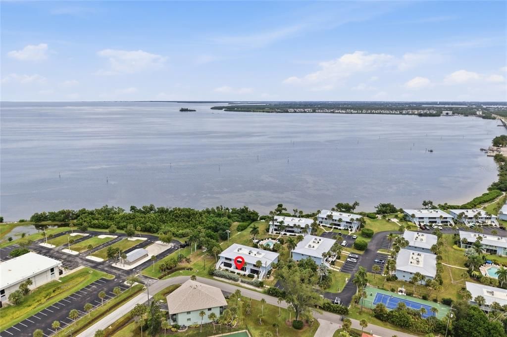 На продажу: $459,000 (2 спален, 2 ванн, 1595 Квадратных фут)