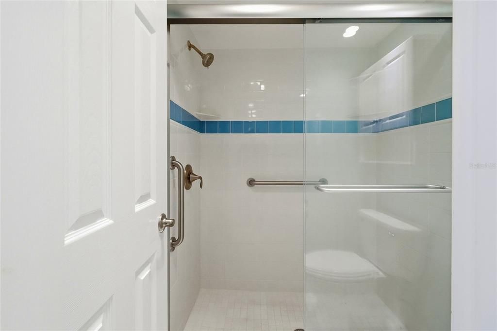 На продажу: $459,000 (2 спален, 2 ванн, 1595 Квадратных фут)
