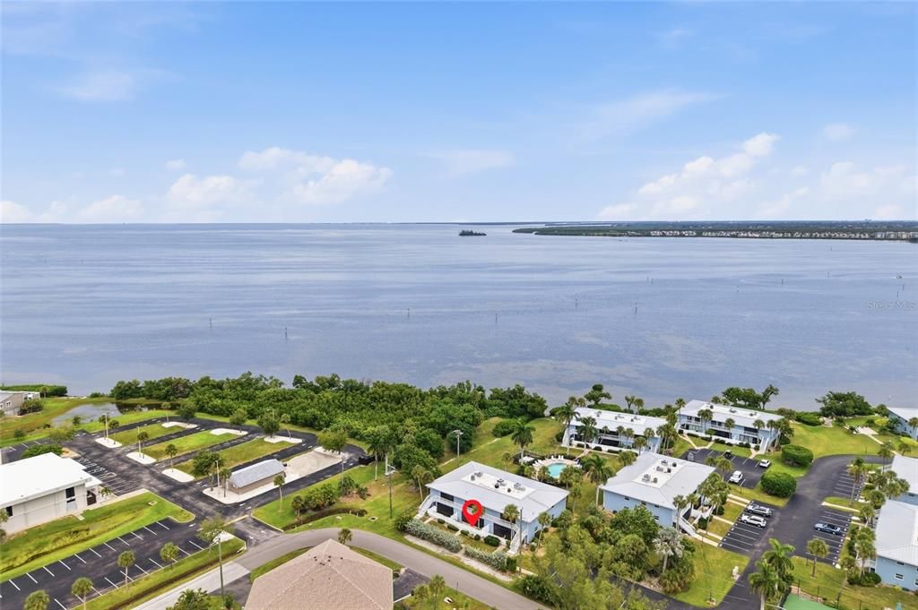 На продажу: $459,000 (2 спален, 2 ванн, 1595 Квадратных фут)