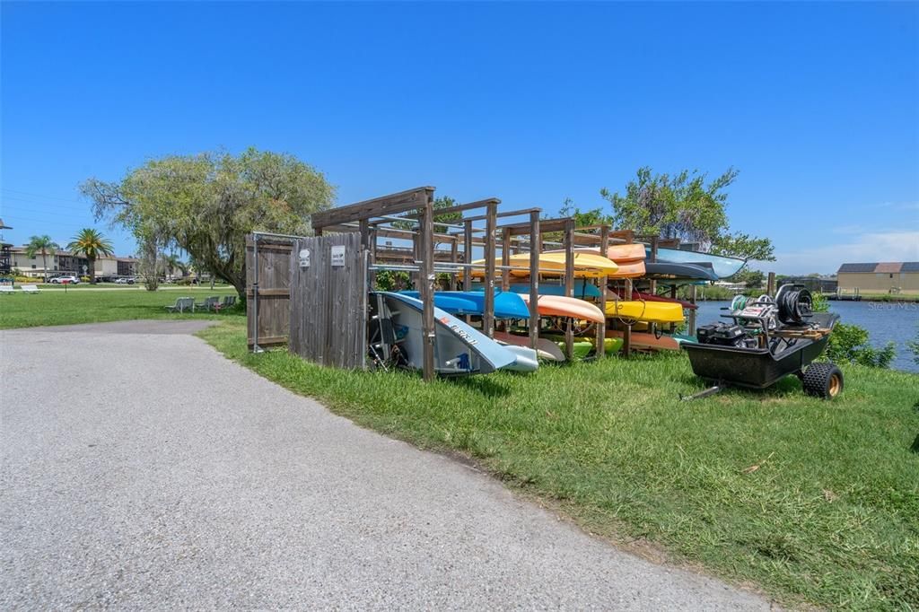 В аренду: $1,350 (1 спален, 1 ванн, 816 Квадратных фут)