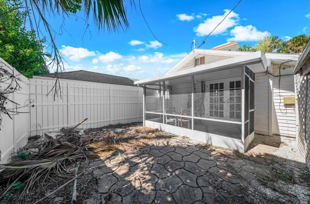 En Venta: $1,750,000 (3 camas, 3 baños, 1701 Pies cuadrados)