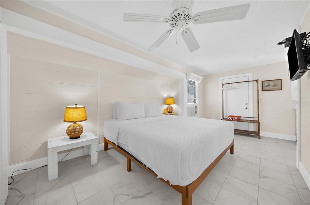 En Venta: $1,750,000 (3 camas, 3 baños, 1701 Pies cuadrados)