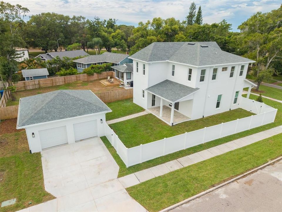 На продажу: $899,999 (4 спален, 3 ванн, 2418 Квадратных фут)