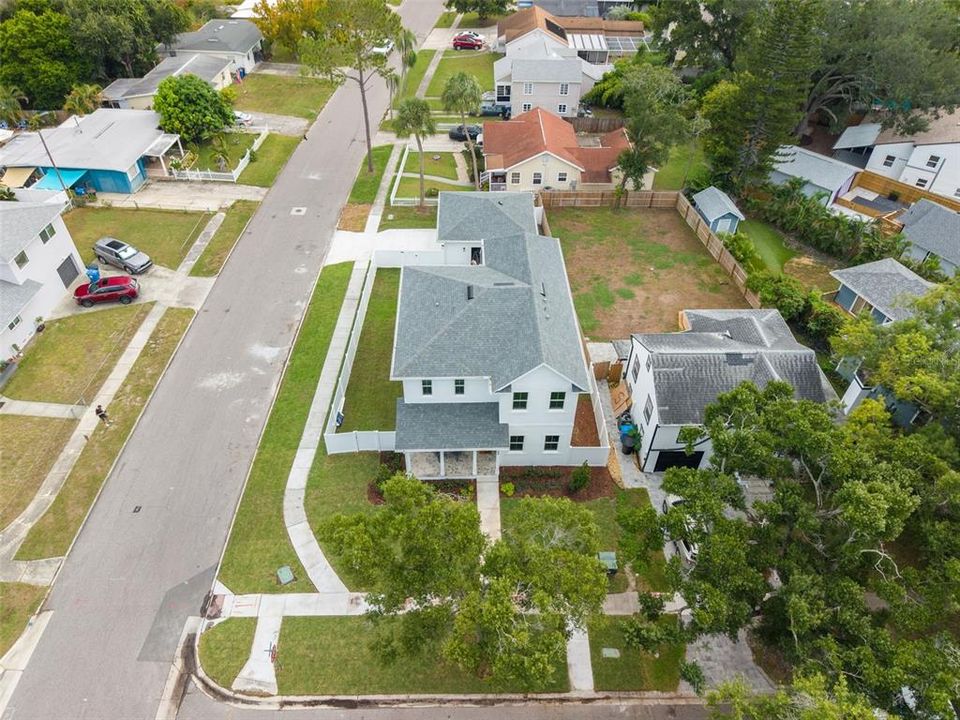 На продажу: $899,999 (4 спален, 3 ванн, 2418 Квадратных фут)