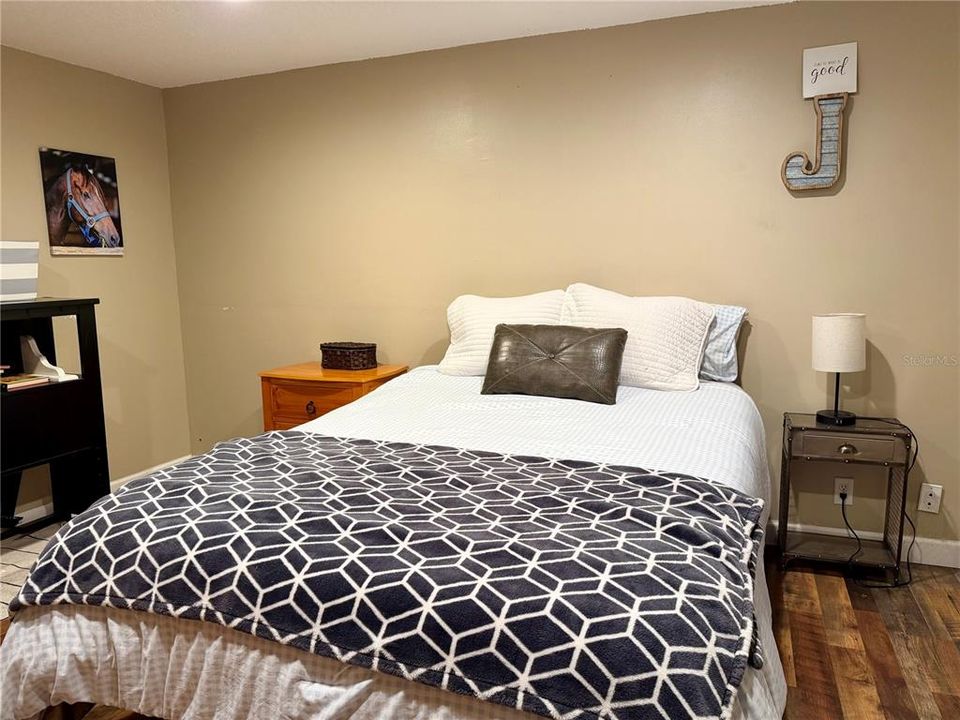 En Venta: $549,900 (3 camas, 3 baños, 2524 Pies cuadrados)