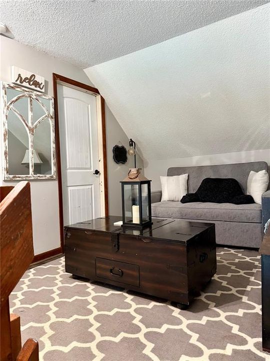 En Venta: $549,900 (3 camas, 3 baños, 2524 Pies cuadrados)