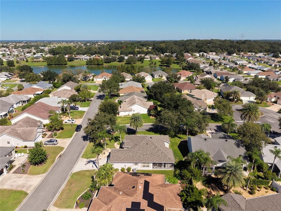 For Sale: $399,900 (3 beds, 2 baths, 1715 Square Feet)