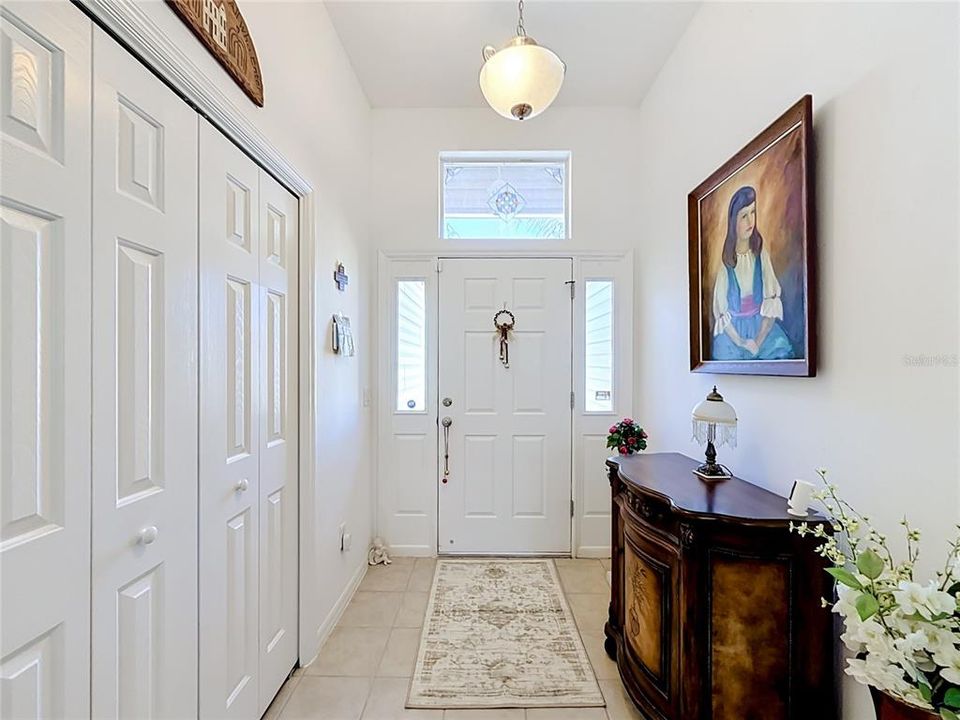 For Sale: $399,900 (3 beds, 2 baths, 1715 Square Feet)