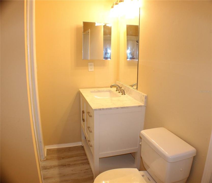 For Rent: $2,000 (2 beds, 2 baths, 800 Square Feet)