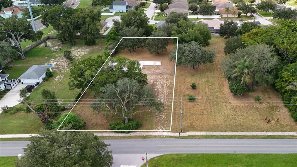 На продажу: $150,000 (0.74 acres)