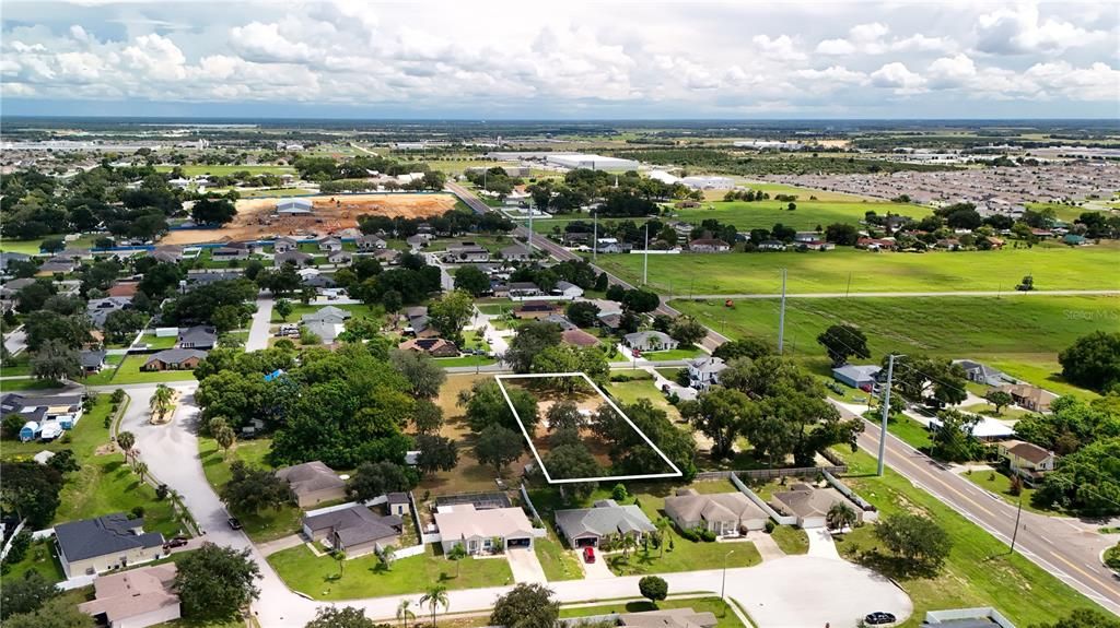 На продажу: $150,000 (0.74 acres)