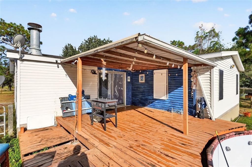 На продажу: $435,000 (5 спален, 2 ванн, 1820 Квадратных фут)