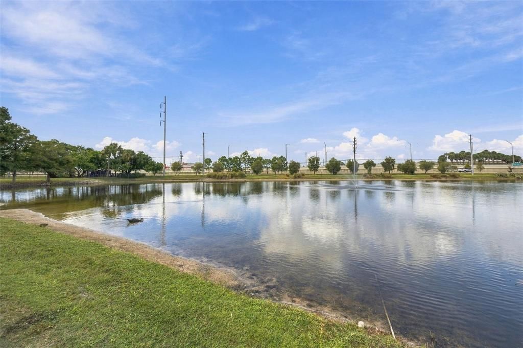 For Sale: $125,000 (1 beds, 1 baths, 615 Square Feet)