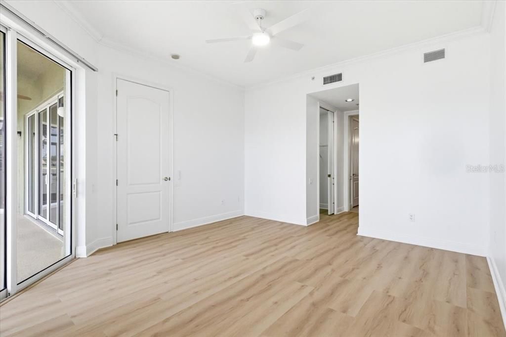 En Venta: $499,900 (2 camas, 2 baños, 1983 Pies cuadrados)