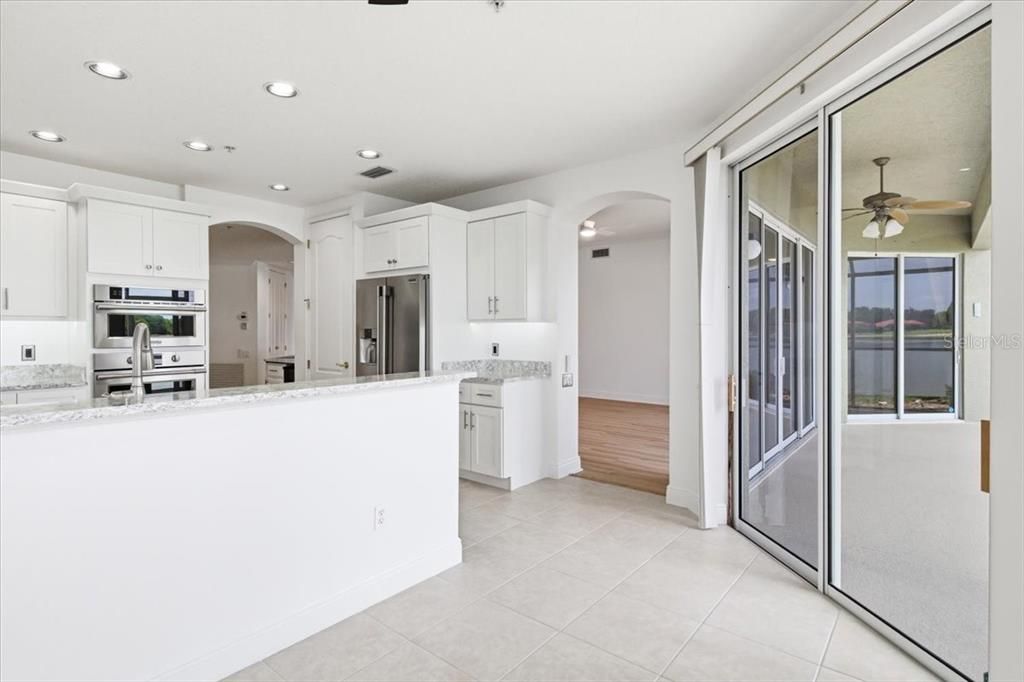 En Venta: $499,900 (2 camas, 2 baños, 1983 Pies cuadrados)