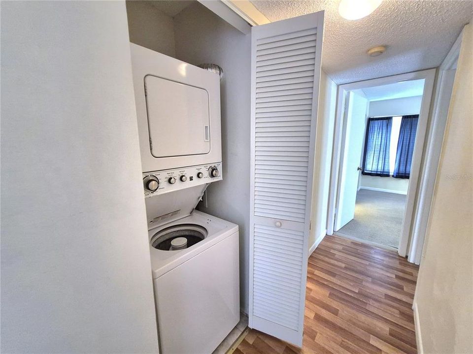 En Venta: $169,900 (2 camas, 2 baños, 979 Pies cuadrados)