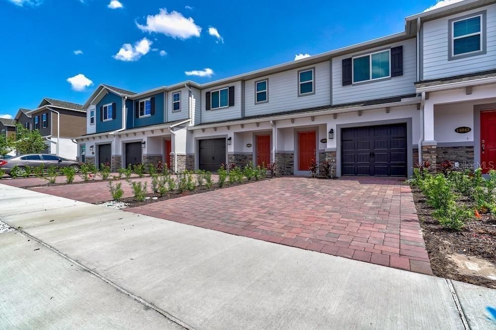 For Rent: $2,490 (3 beds, 2 baths, 1484 Square Feet)