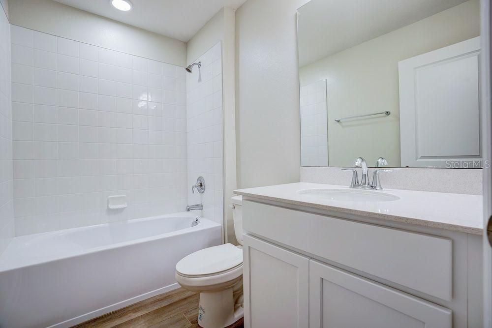 For Rent: $2,490 (3 beds, 2 baths, 1484 Square Feet)