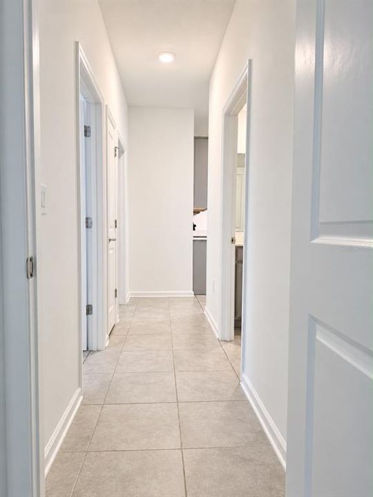 На продажу: $429,990 (4 спален, 2 ванн, 1840 Квадратных фут)