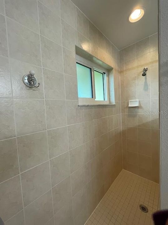 В аренду: $2,650 (4 спален, 3 ванн, 2078 Квадратных фут)
