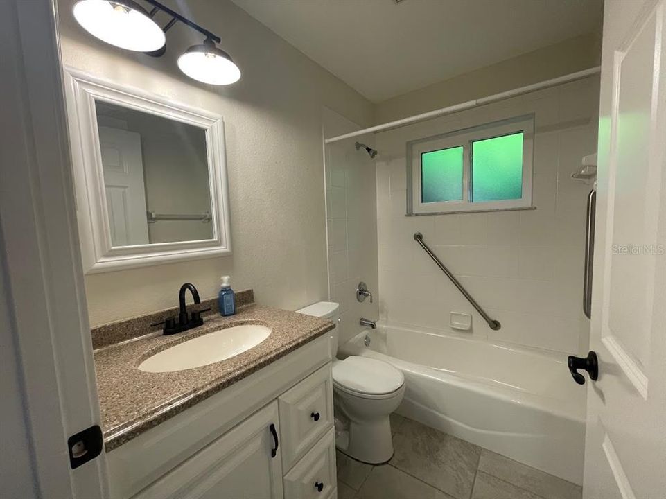 В аренду: $2,650 (4 спален, 3 ванн, 2078 Квадратных фут)