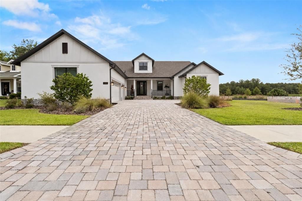 For Sale: $719,900 (4 beds, 3 baths, 3119 Square Feet)
