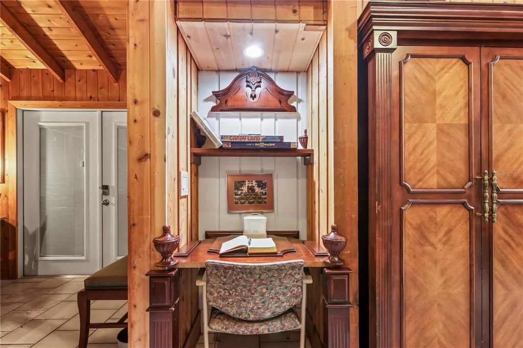 В аренду: $1,850 (2 спален, 2 ванн, 944 Квадратных фут)