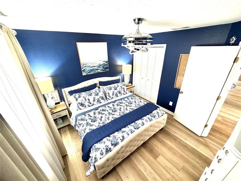 На продажу: $385,000 (3 спален, 2 ванн, 1764 Квадратных фут)